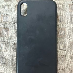 Black iPhone XR phone case
